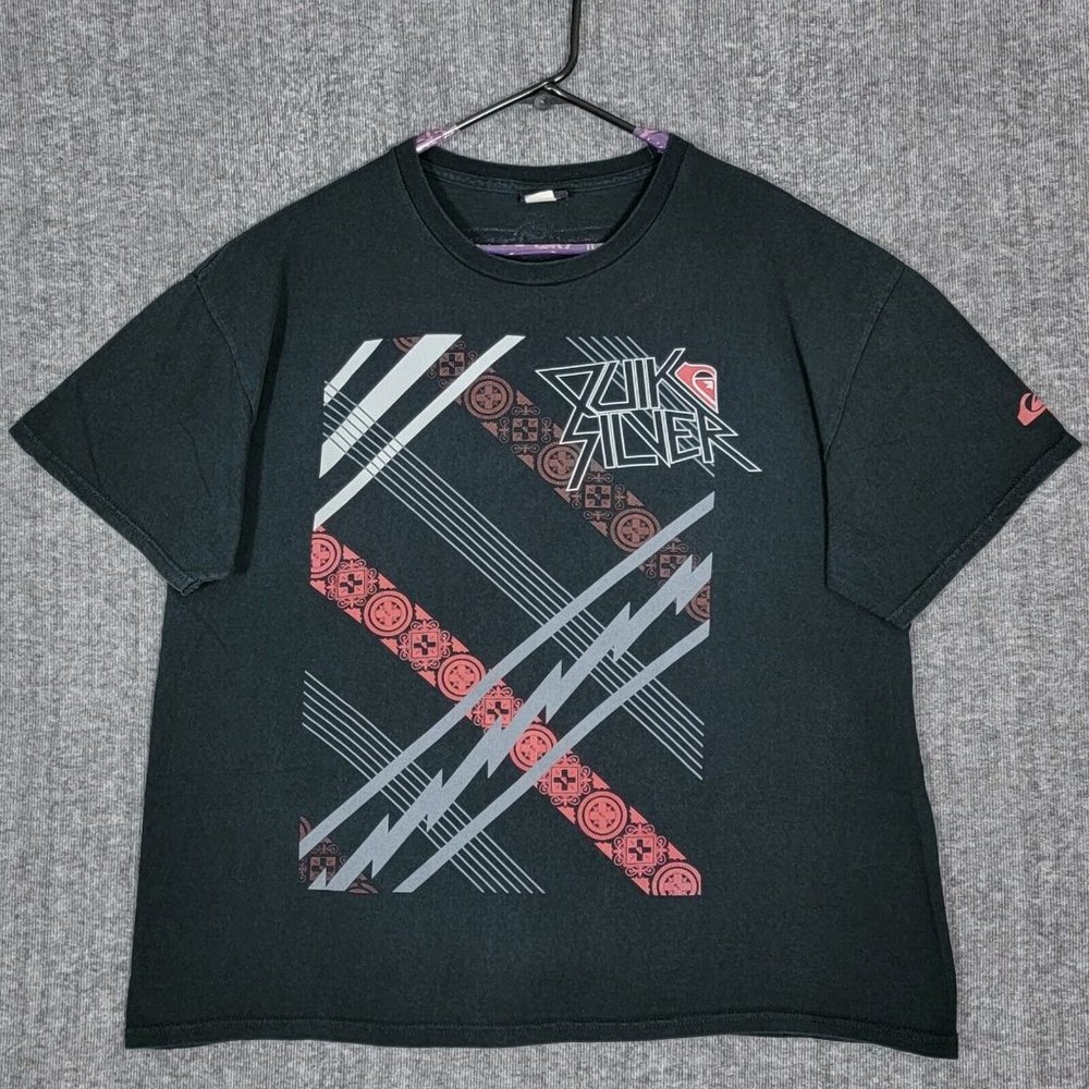 Quiksilver T-Shirt Mens XL Black Short Sleeve Crew Neck Graphics Logo